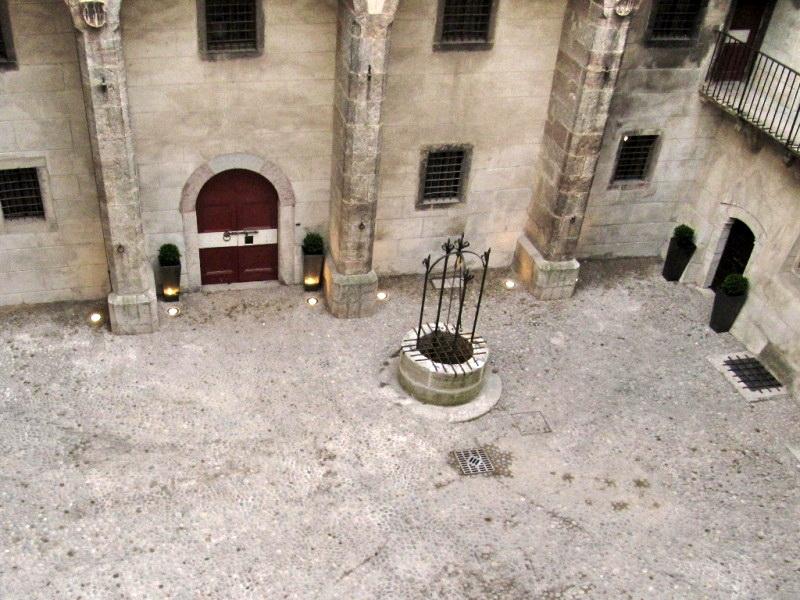 Castel Thun, cortile interno