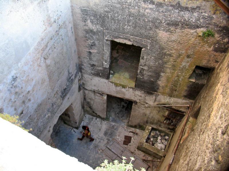 Forte Di Santa Caterina, l'interno abbandonato ed in rovina