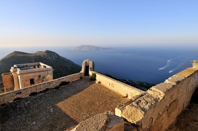 Forte Di Santa Caterina, panorama con l'isola di Marettimo