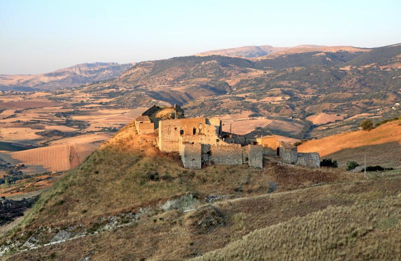 Castello Di Battalari O Di Patellaro, panoramica