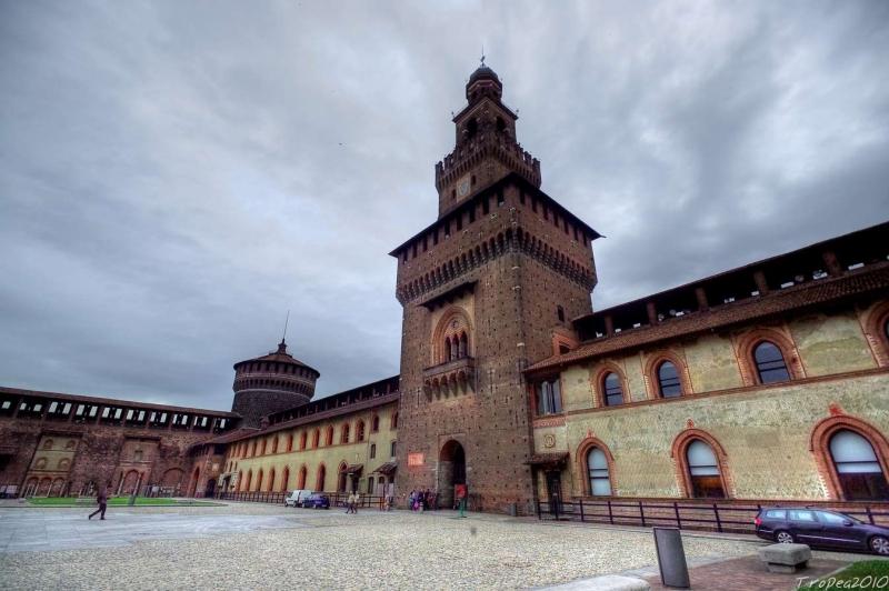 Castello Sforzesco Di Milano, torre del Filarete