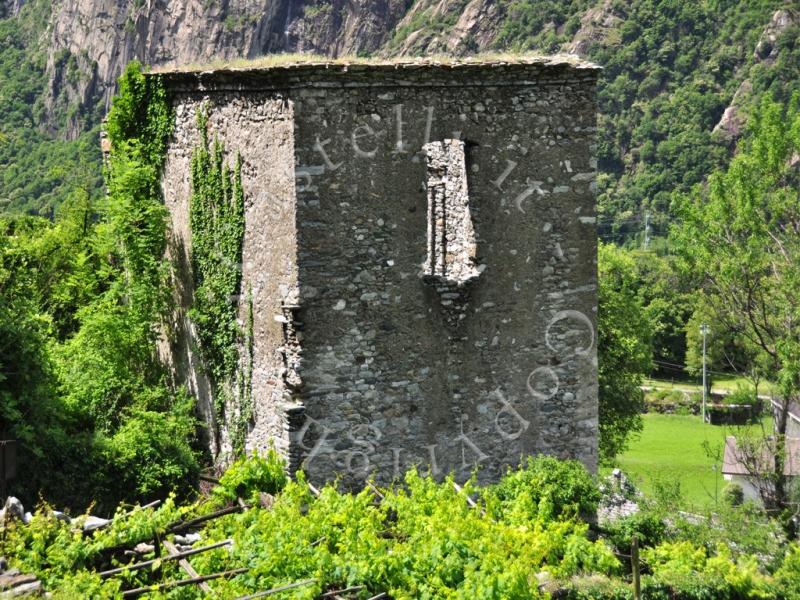 Castello Inferiore Della Costa