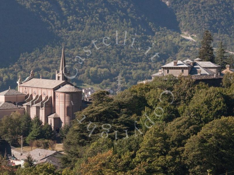 Castello Di Chatillon