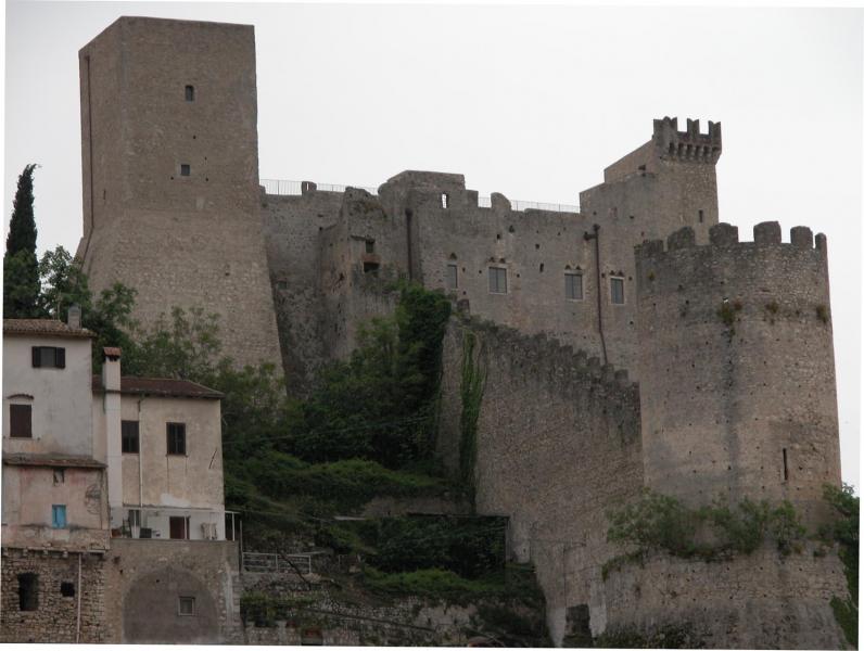 Castello Di Itri-Vista