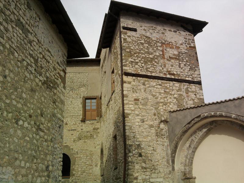 Castello Di Ceccano bastione esterno