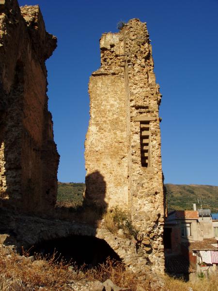 Castello Di Pettineo