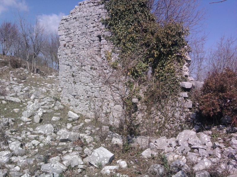 Castello Di Acquaviva O Vallecorsa Vecchia