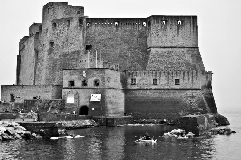 Castel Dell'Ovo, ingresso della fortezza