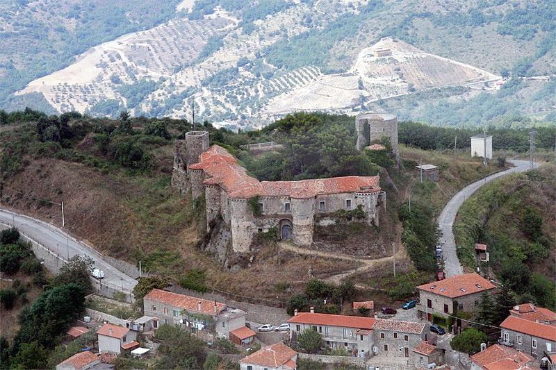 Castello Di Rocca Cilento, panoramica dall'alto