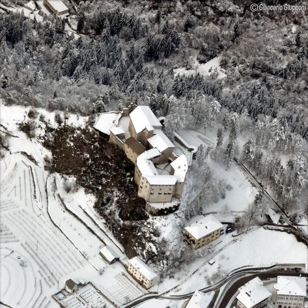 Castello Di Stenico, panoramica dall'alto