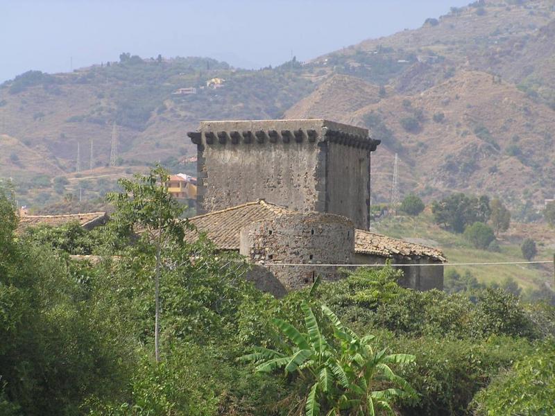 Castello Di Giardini Naxos - Schis&ograve;