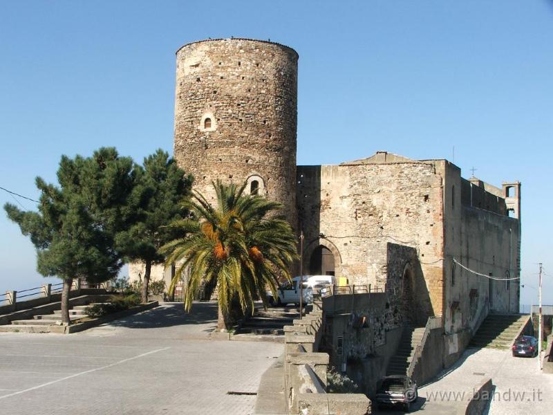 Castello Di Santa Lucia Del Mela