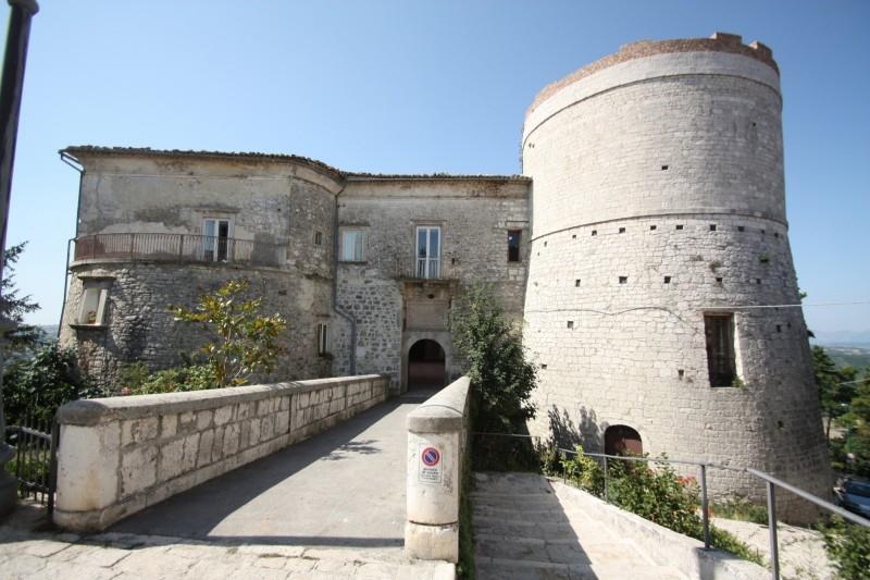 Castello Carafa Di Ferrazzano