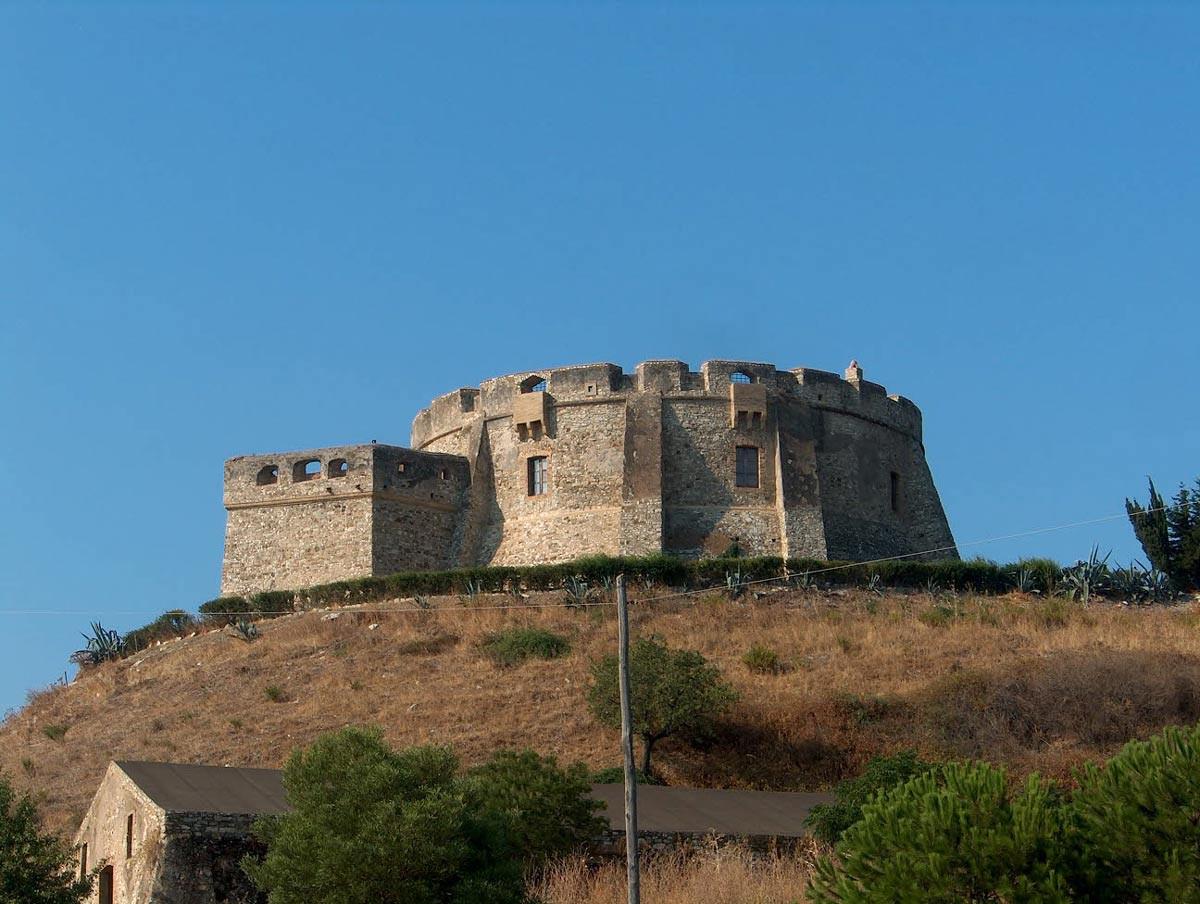 Torre Aragonese Di Melissa