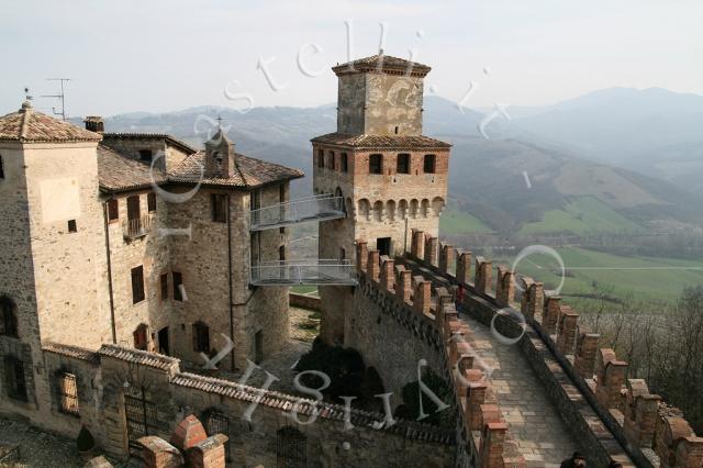 Castello di Vigoleno, particolare di una Torre