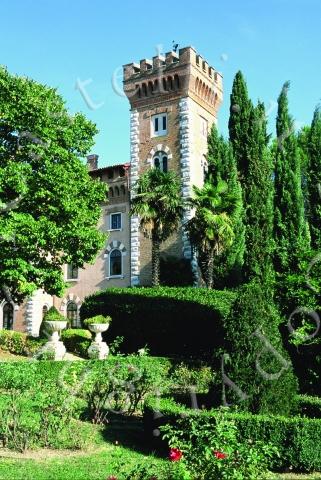 Castello di Spessa di Capriva, particolare del torre