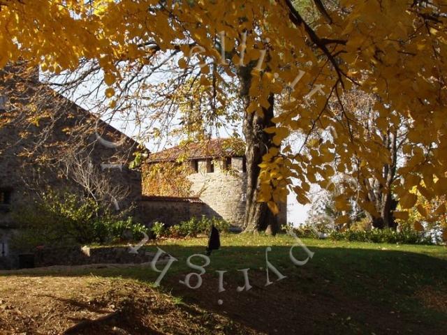 Castello di San Floriano, particolare esterno