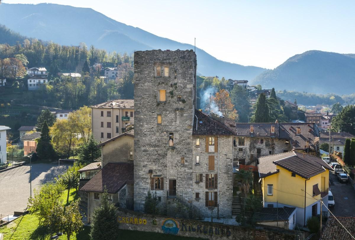 Castello di Asso