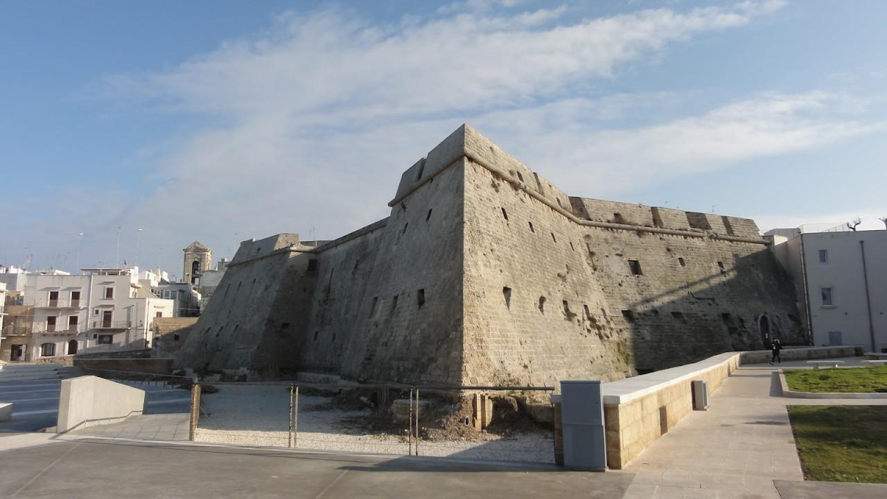 Castello Angioino Di Mola Di Bari