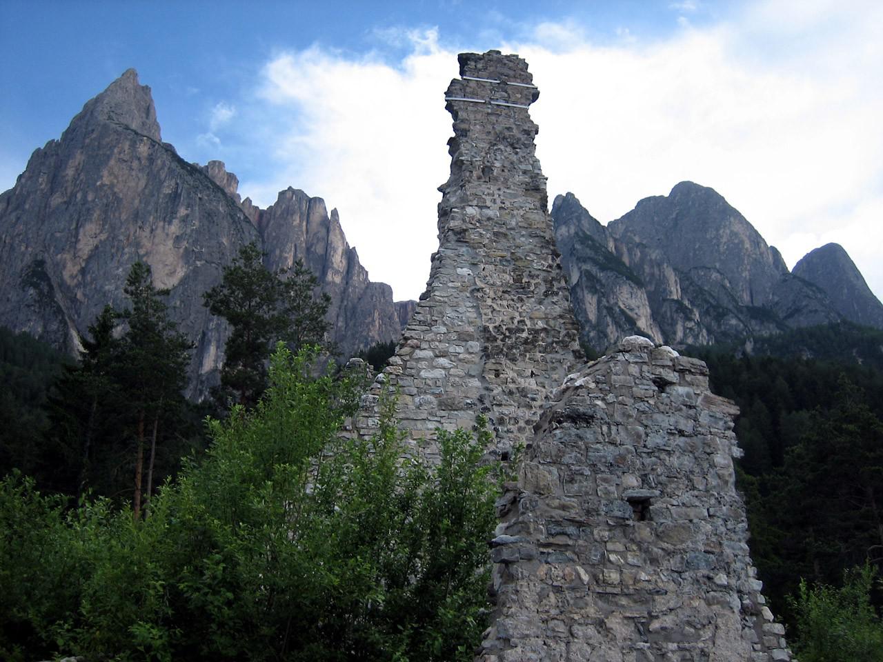 Castel Salego (Burg Salegg)