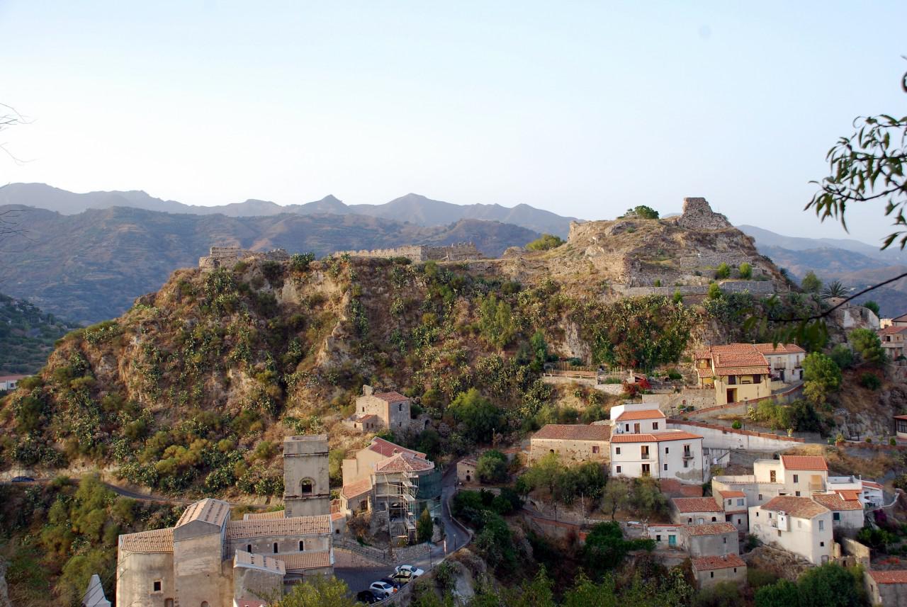 Castello Pentefur Di Savoca