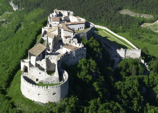 Castel Beseno